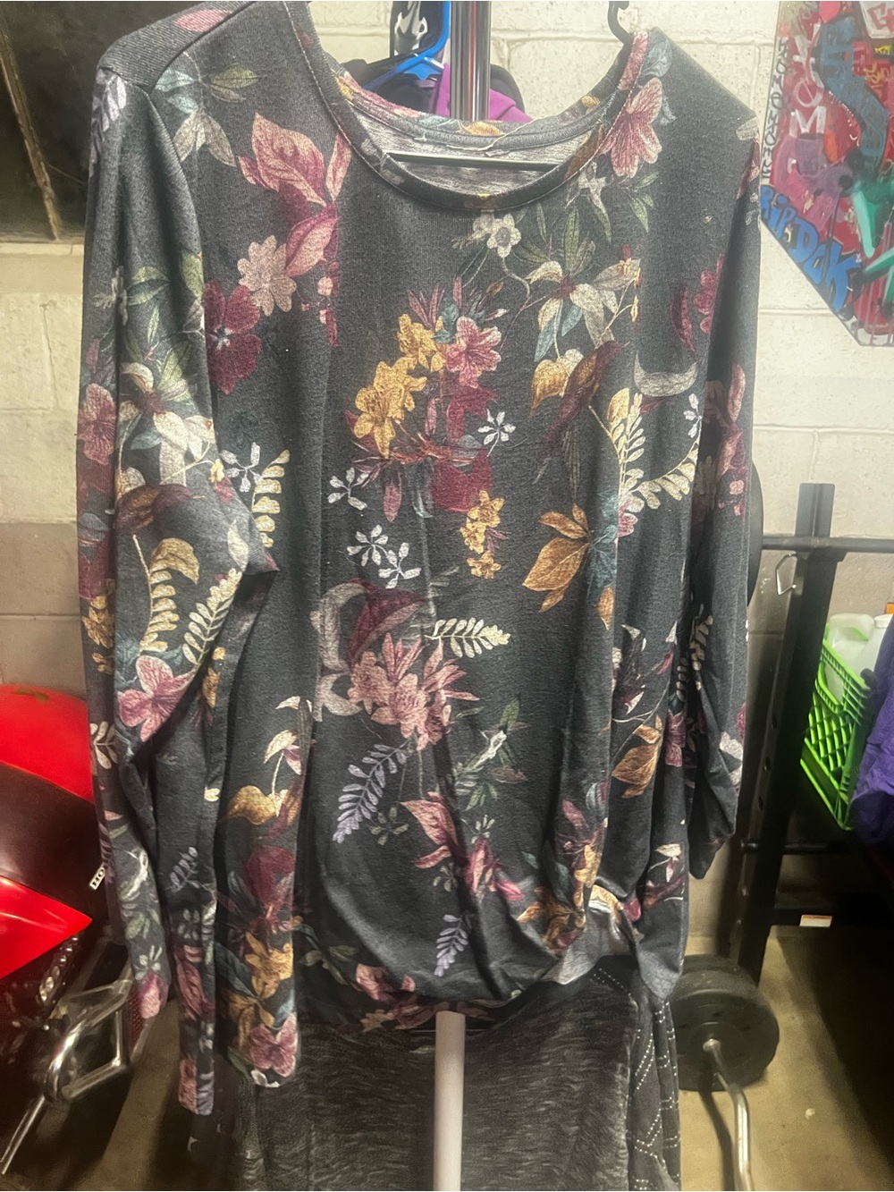 Women’s floral long sleeve